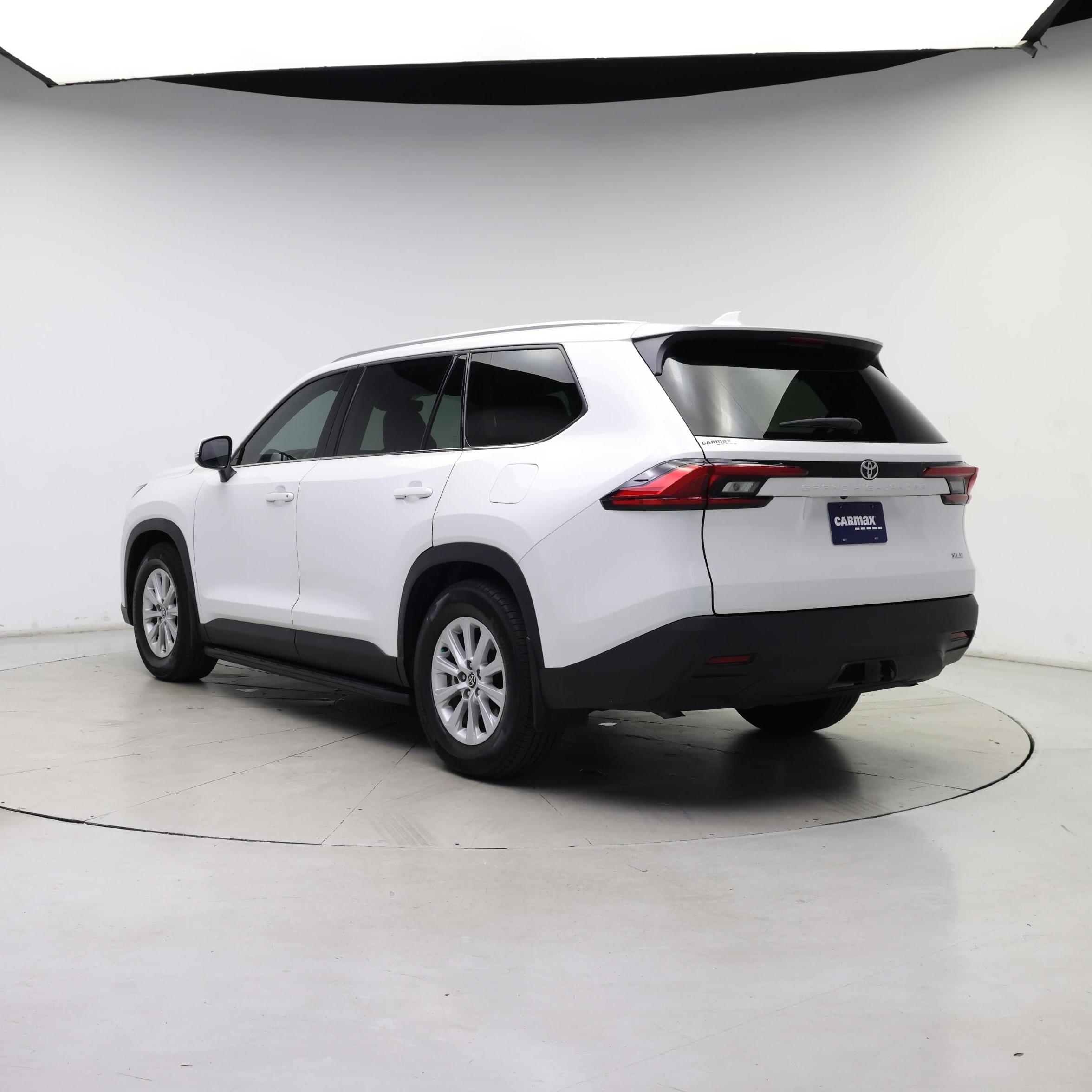 Thumbnail: 2024 Toyota Grand Highlander - 2