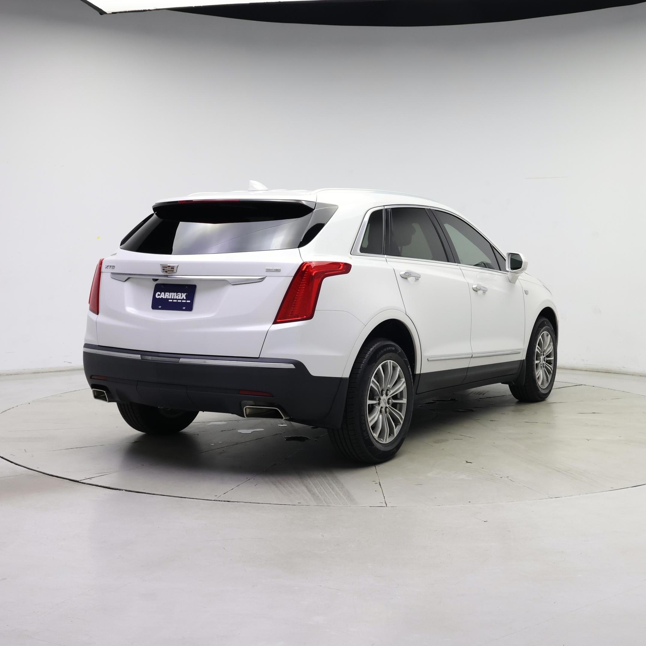 Thumbnail: 2019 Cadillac XT5 - 8