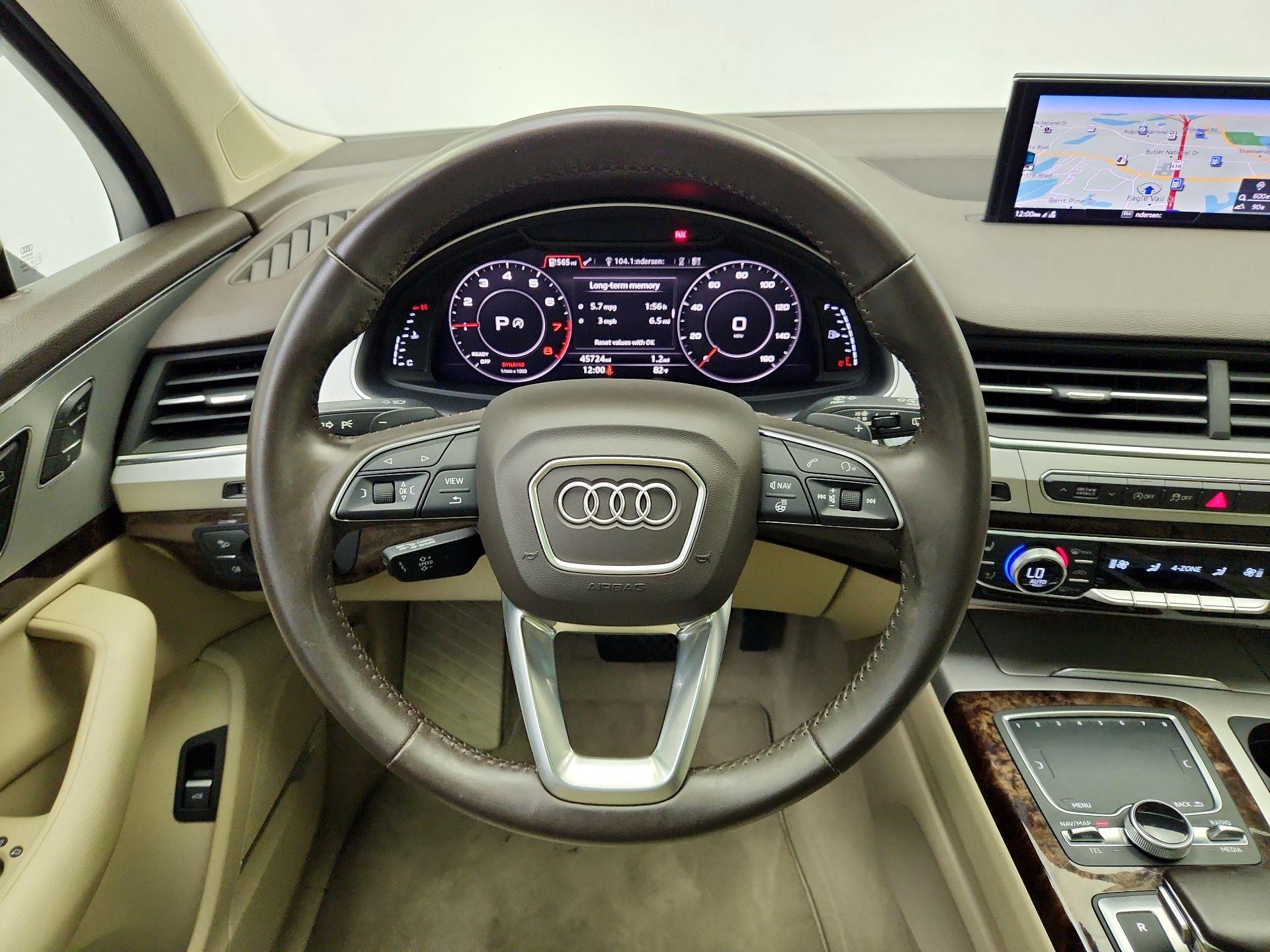 Thumbnail: 2019 Audi Q7 - 10