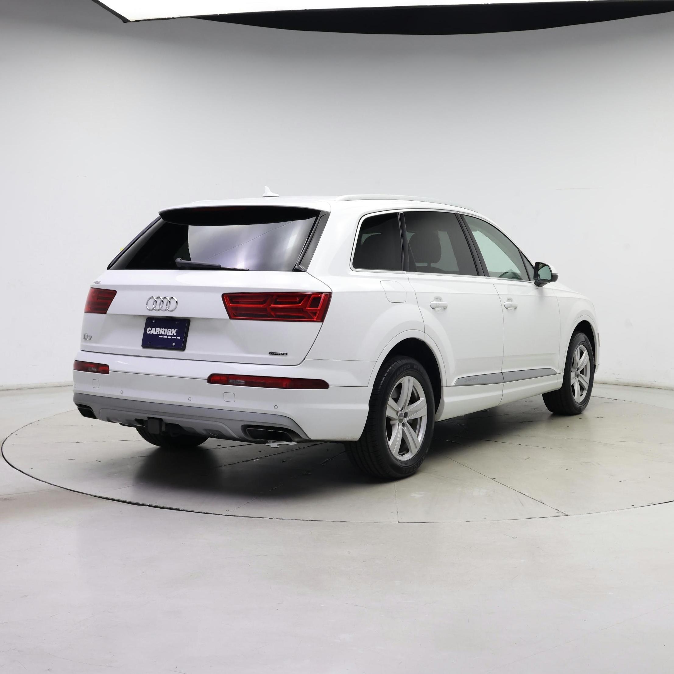 Thumbnail: 2019 Audi Q7 - 8