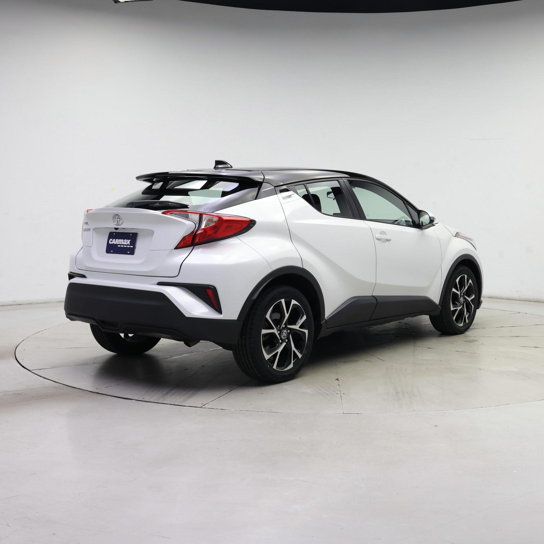 Thumbnail: 2022 Toyota C-HR - 8