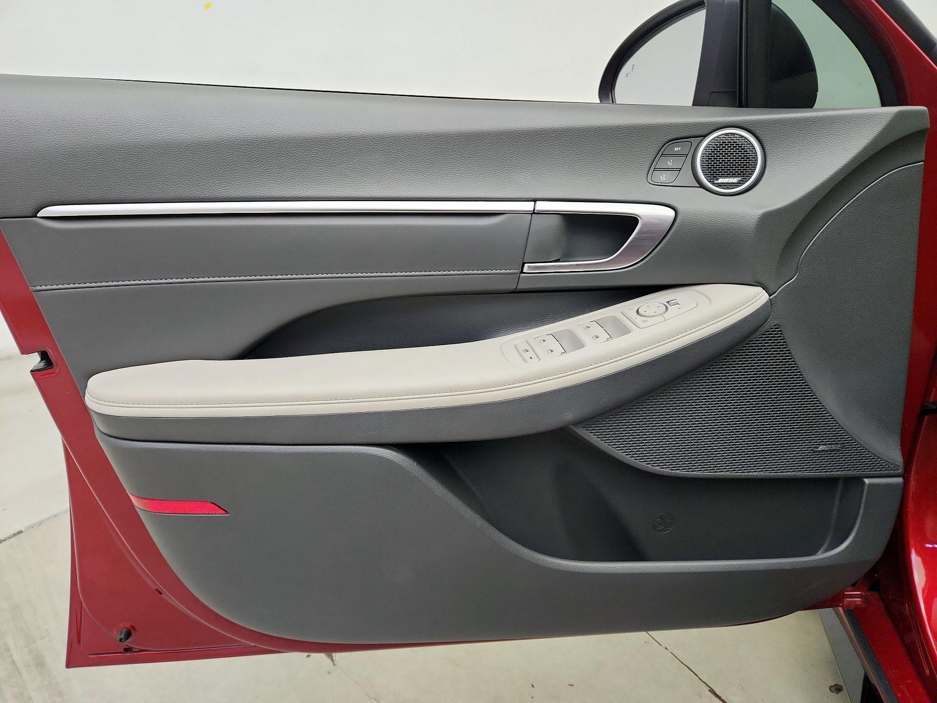 Thumbnail: 2023 Hyundai Sonata - 12