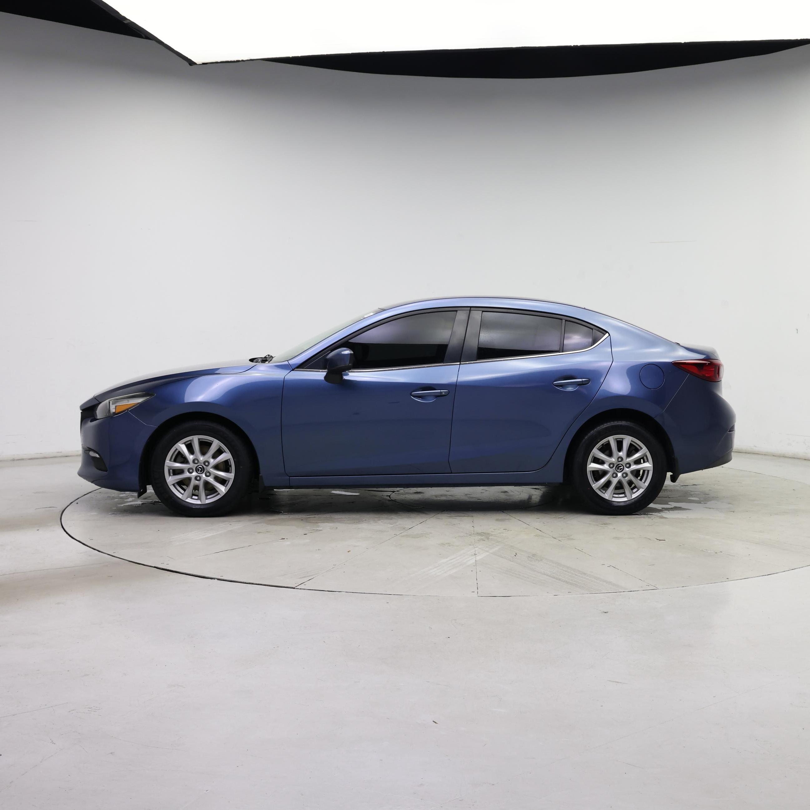Thumbnail: 2017 Mazda Mazda3 - 3