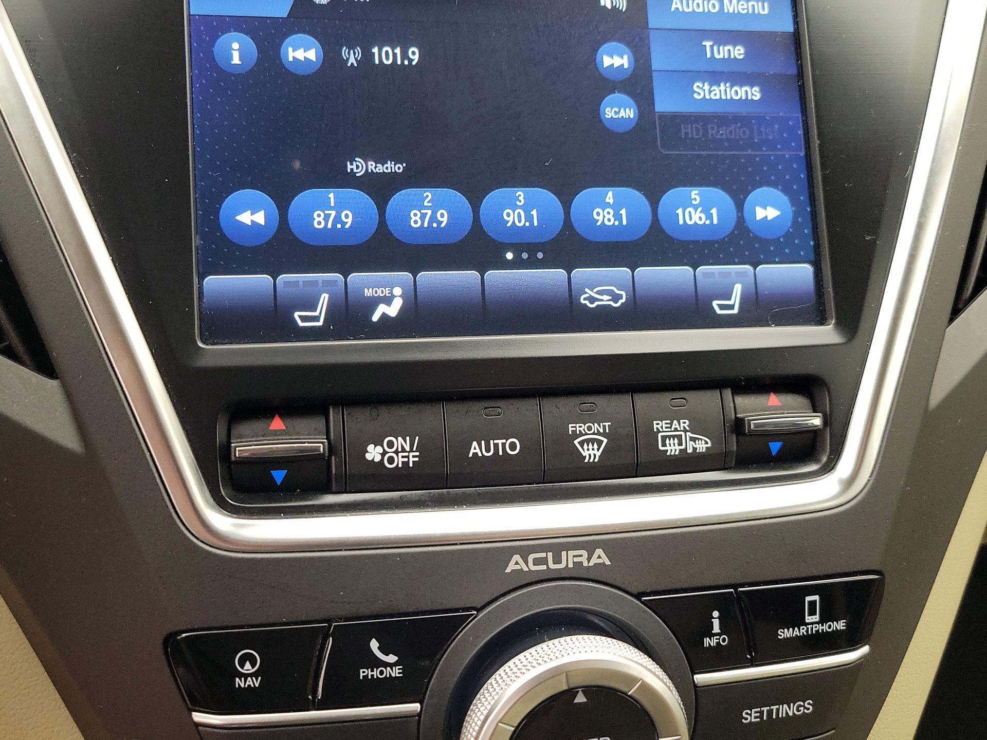 Thumbnail: 2019 Acura MDX - 16