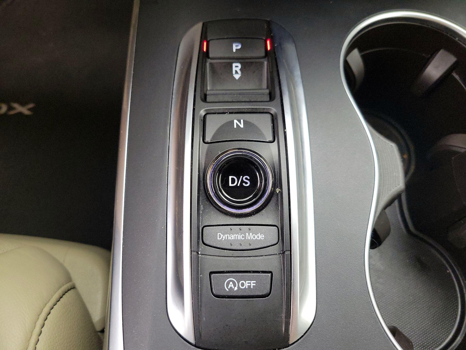 Thumbnail: 2019 Acura MDX - 17