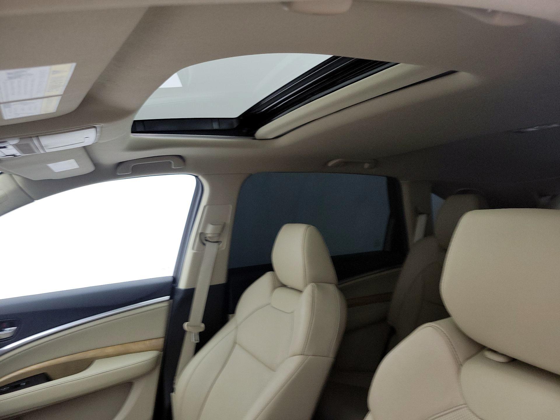 Thumbnail: 2019 Acura MDX - 18