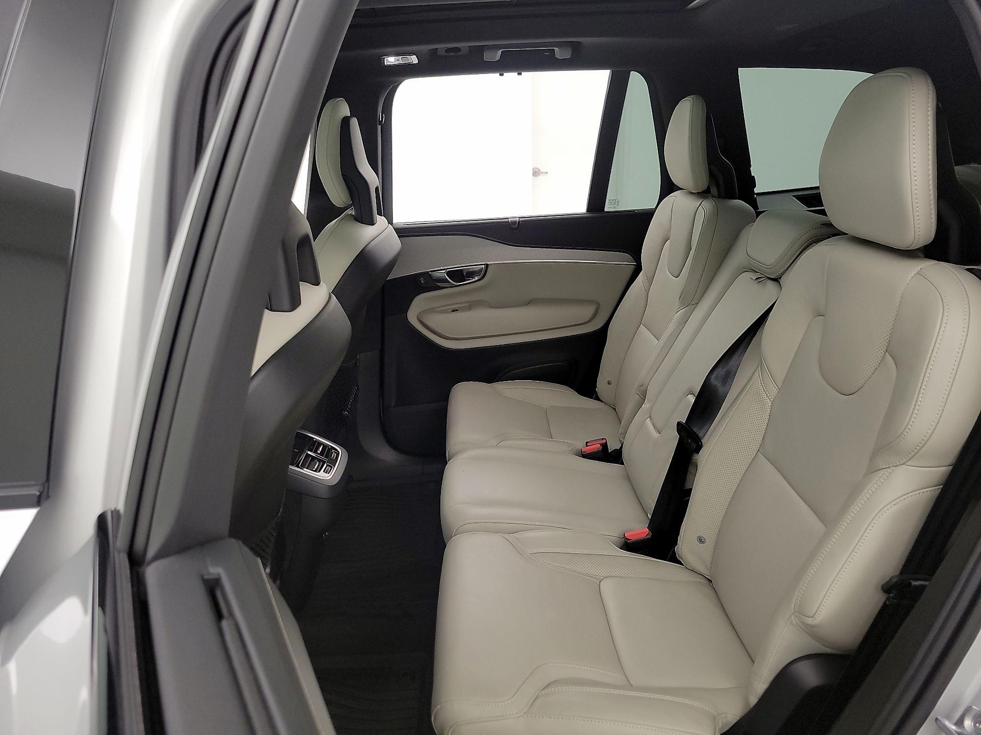 Thumbnail: 2021 Volvo XC90 - 20