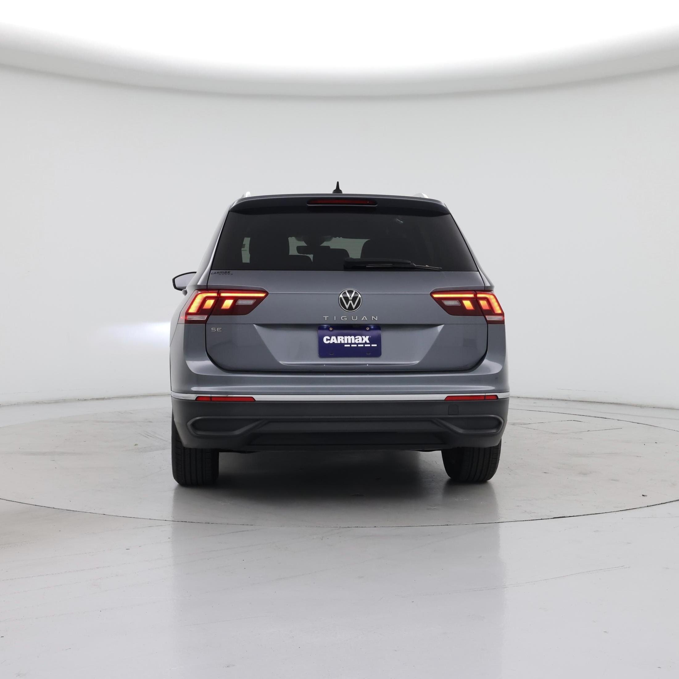 Thumbnail: 2022 Volkswagen Tiguan - 6