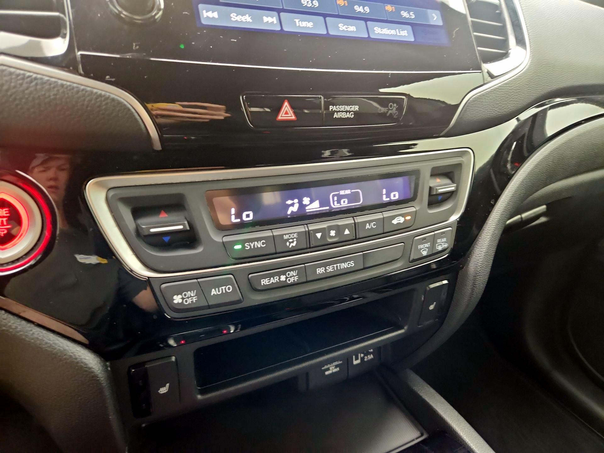 Thumbnail: 2019 Honda Passport - 17