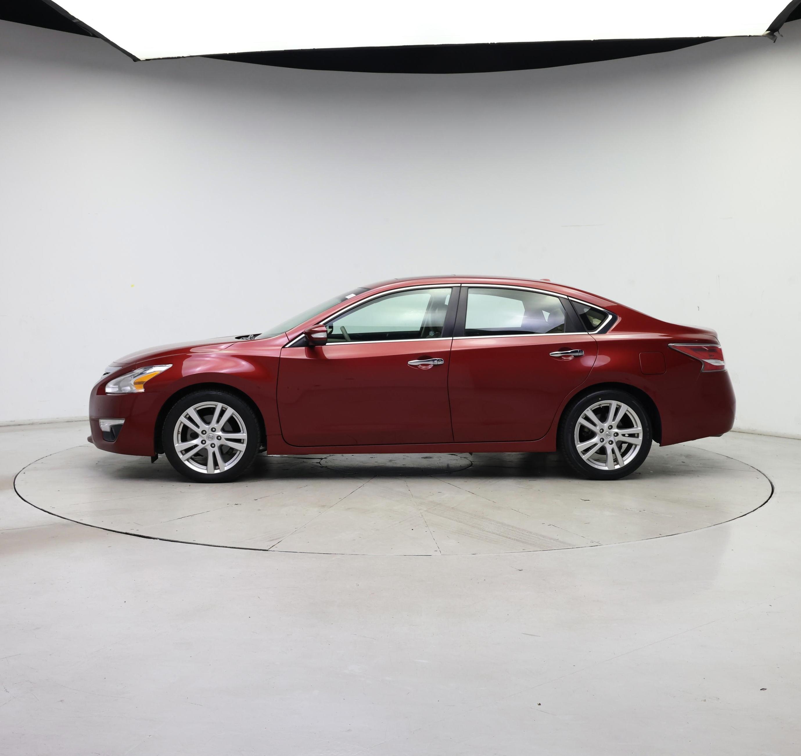 Thumbnail: 2015 Nissan Altima - 3