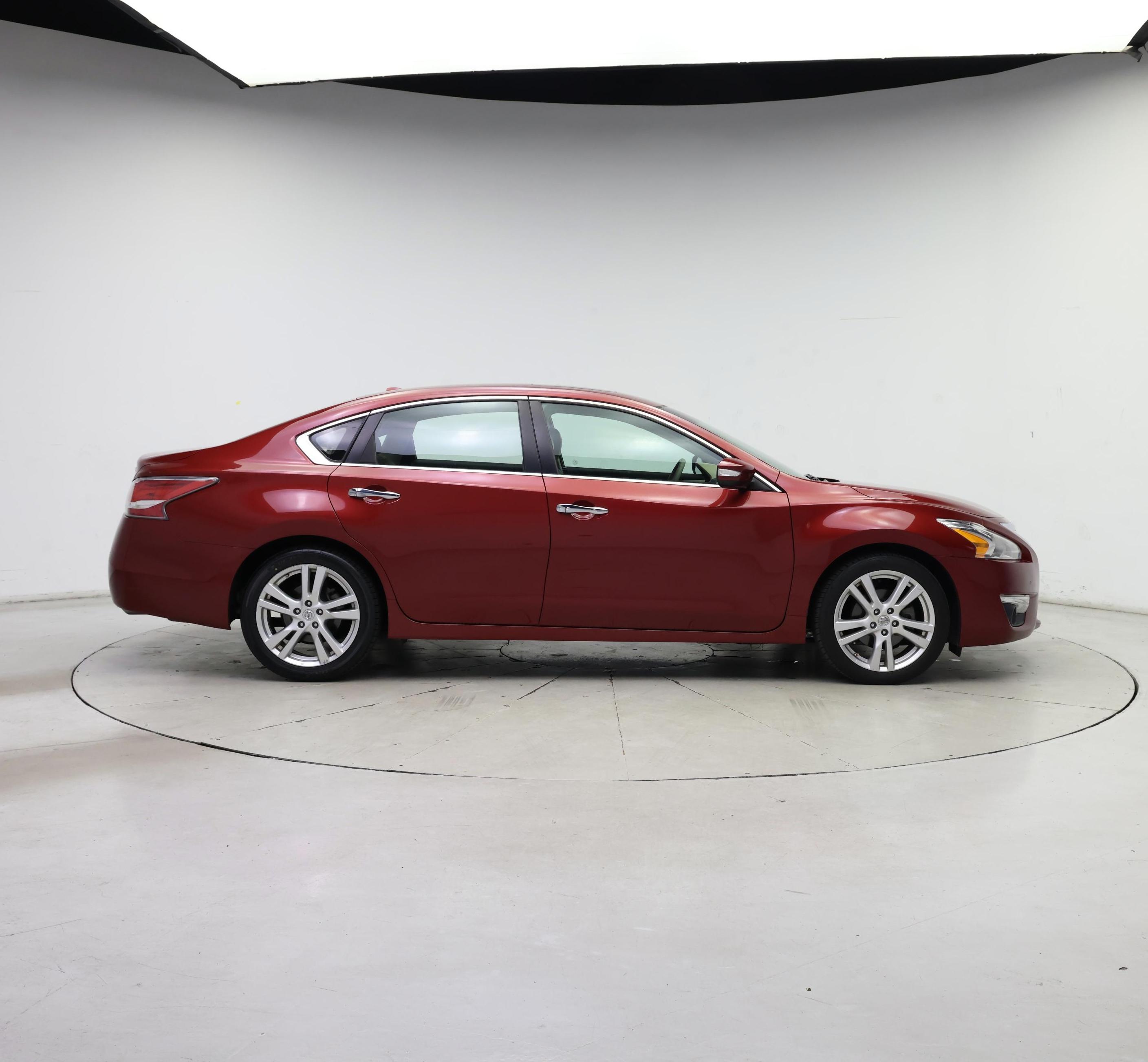 Thumbnail: 2015 Nissan Altima - 7