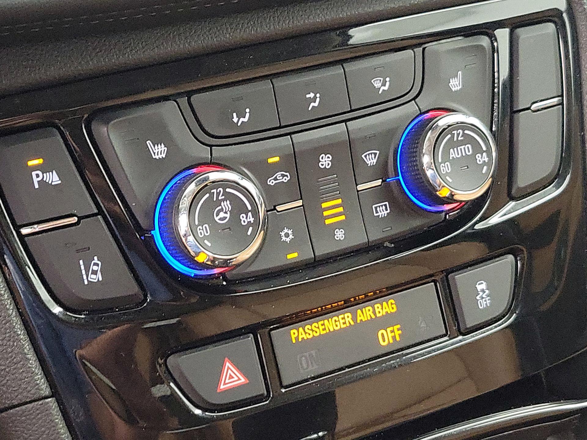 Thumbnail: 2019 Buick Encore - 17