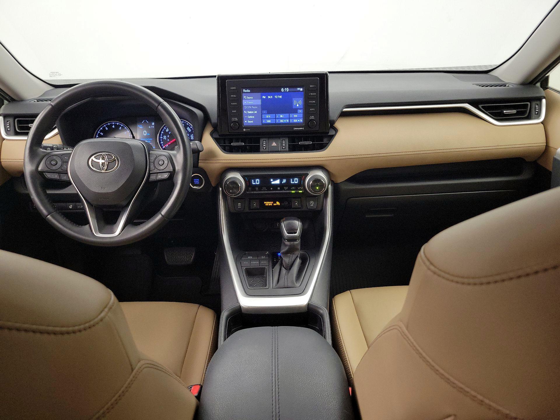 Thumbnail: 2020 Toyota RAV4 - 9