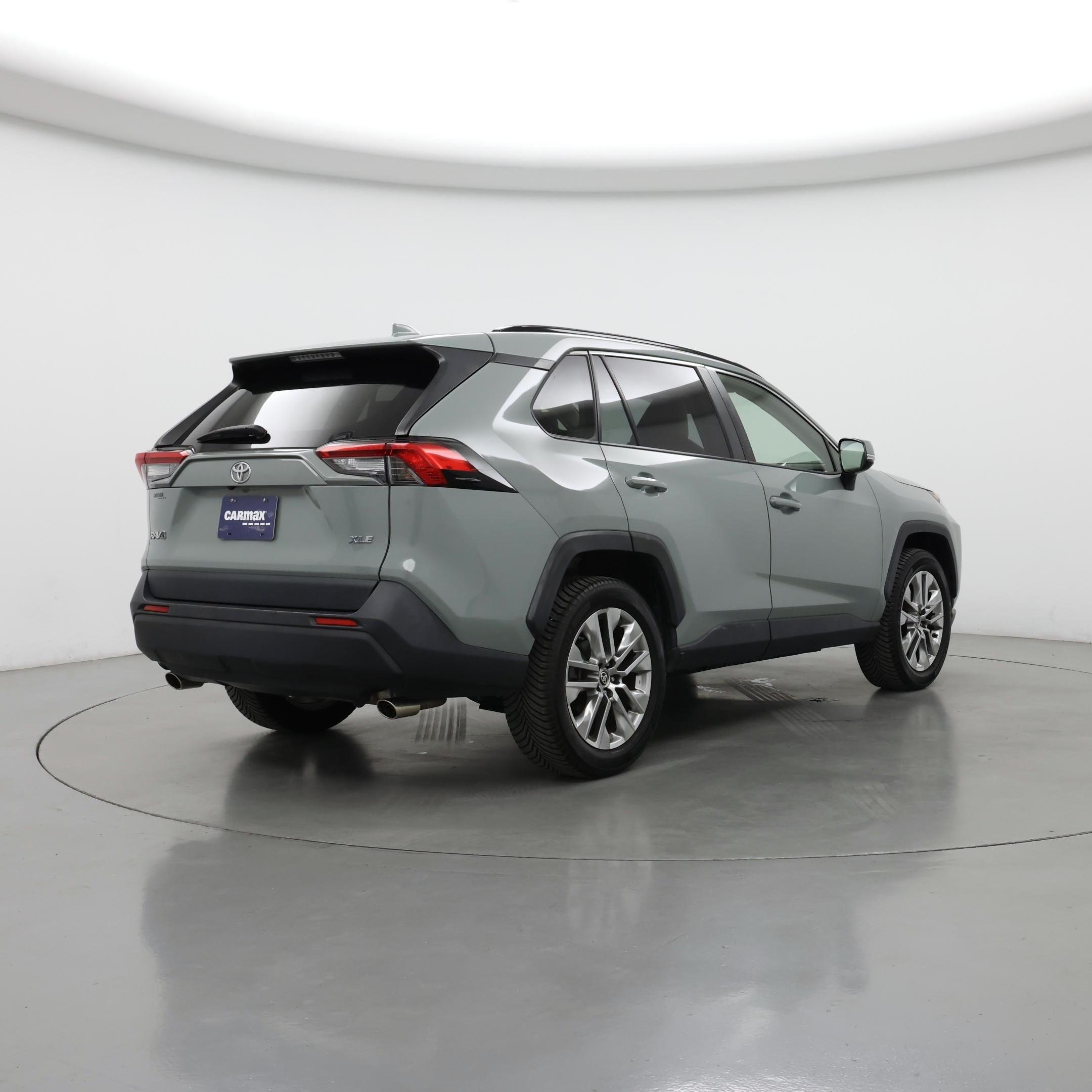 Thumbnail: 2020 Toyota RAV4 - 8