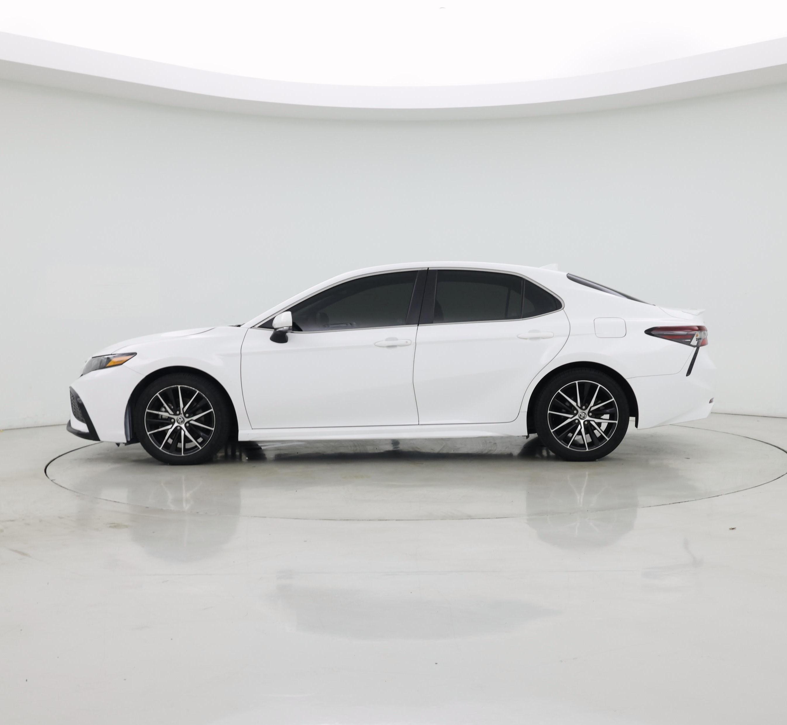 Thumbnail: 2023 Toyota Camry - 3