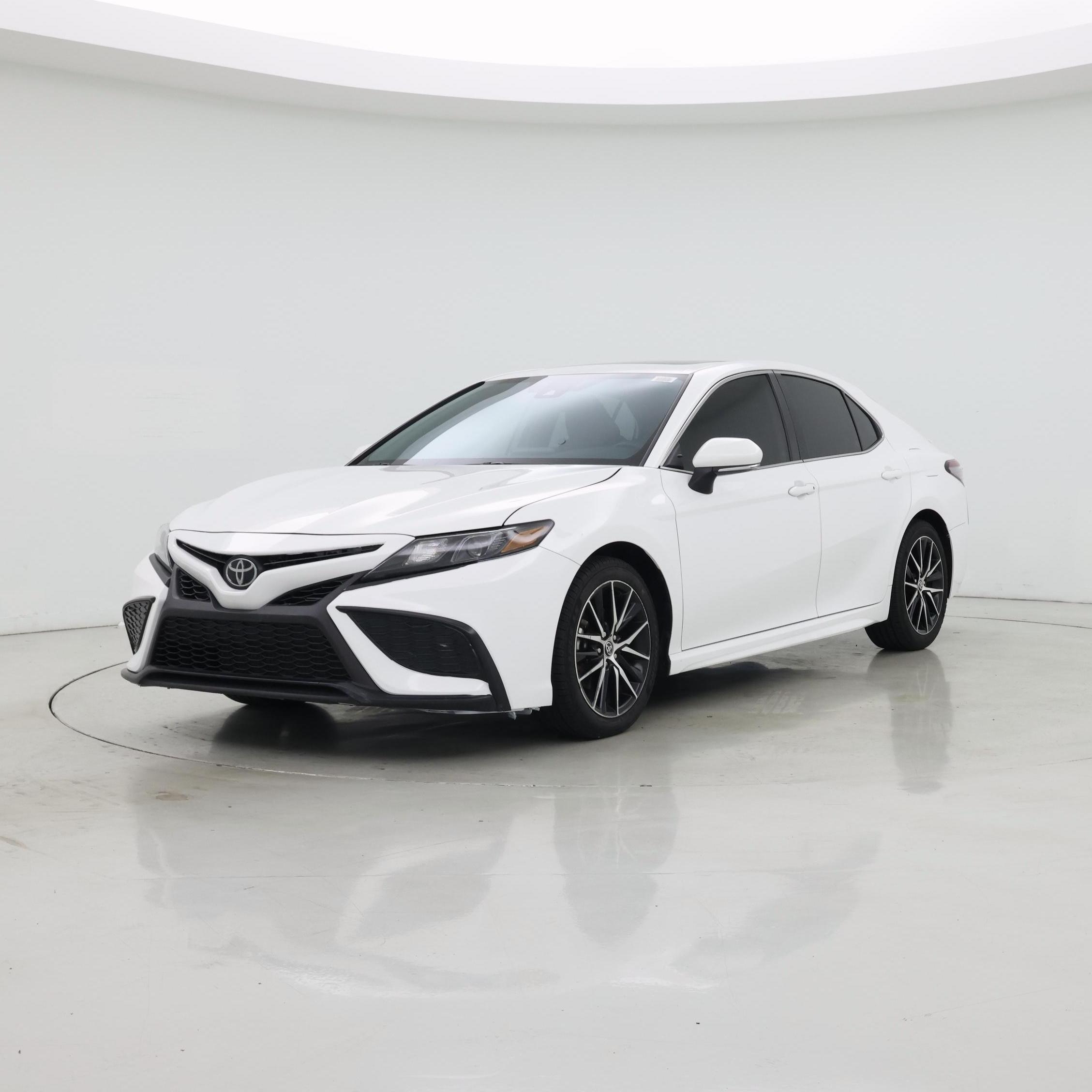 Thumbnail: 2023 Toyota Camry - 4