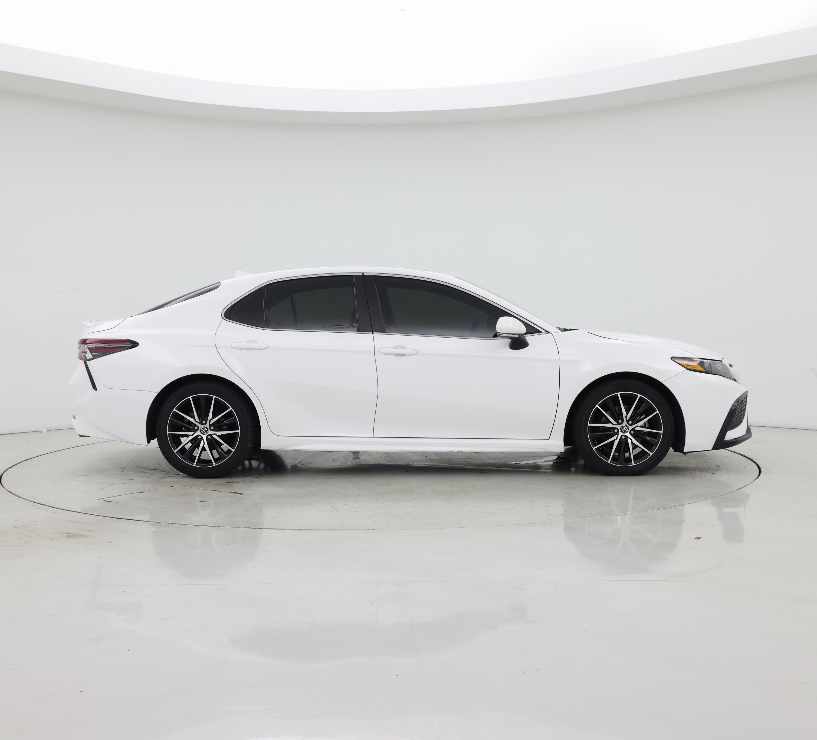 Thumbnail: 2023 Toyota Camry - 7