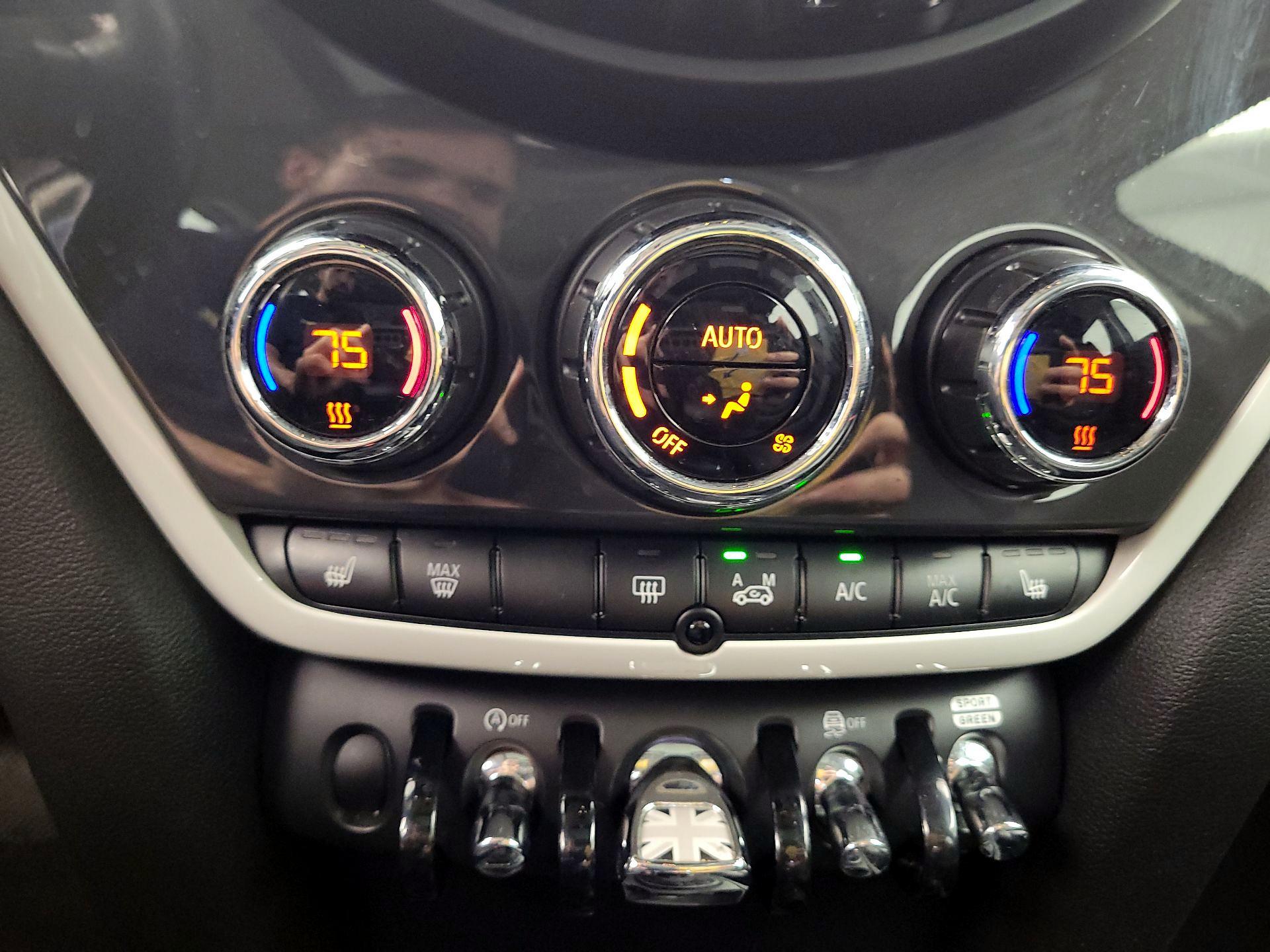Thumbnail: 2020 MINI Cooper Countryman - 14