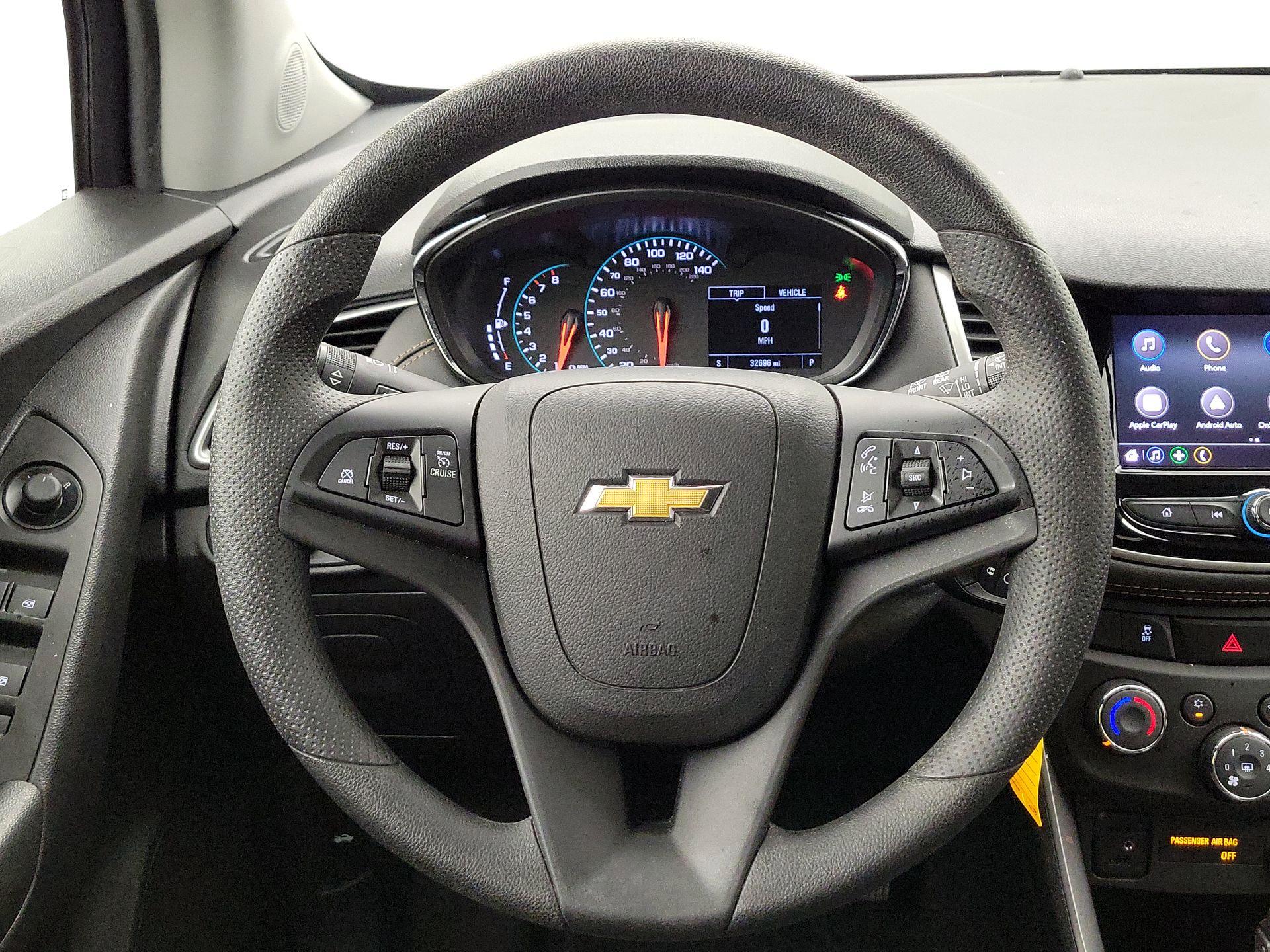 Thumbnail: 2022 Chevrolet Trax - 10