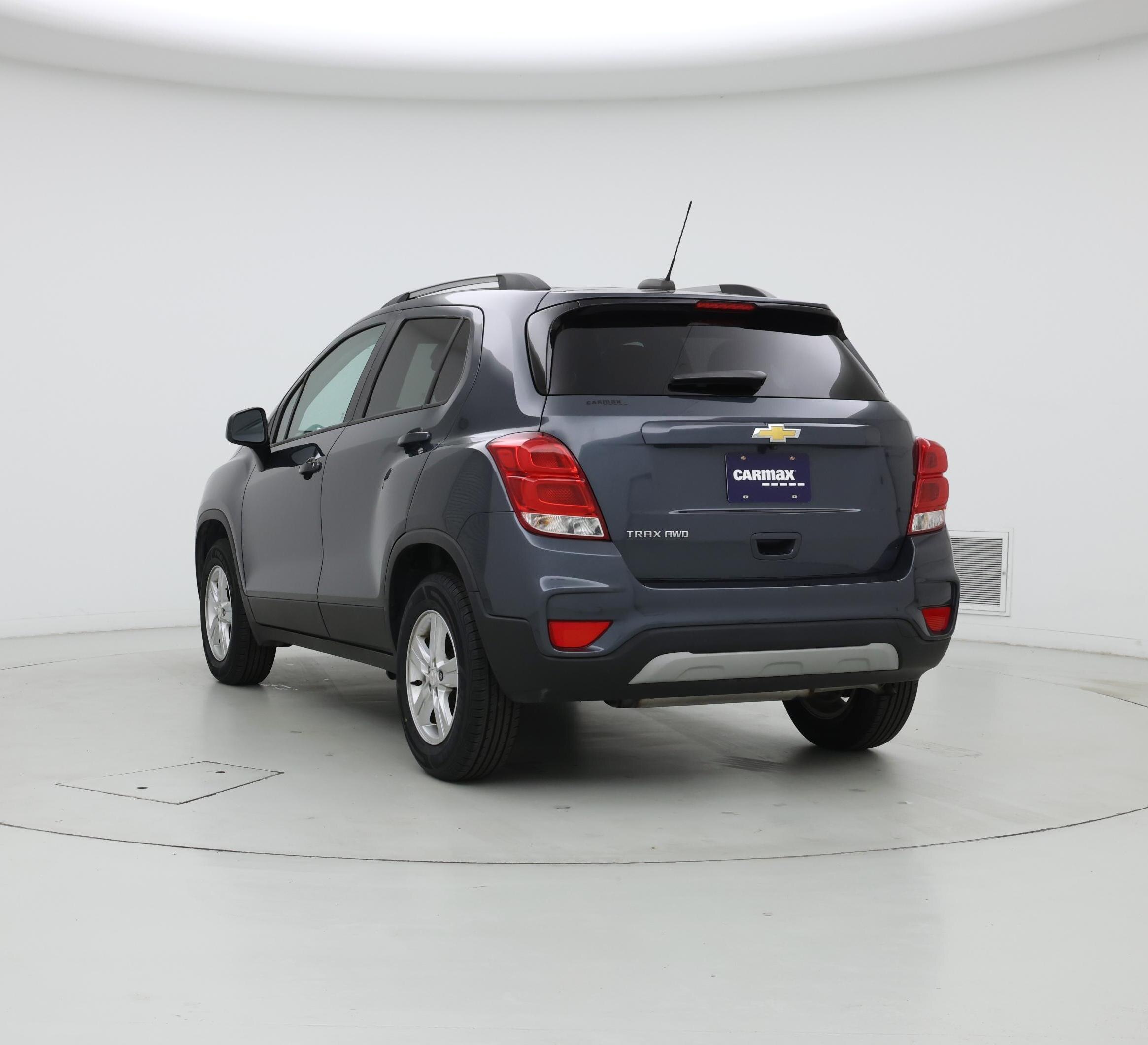 Thumbnail: 2022 Chevrolet Trax - 2