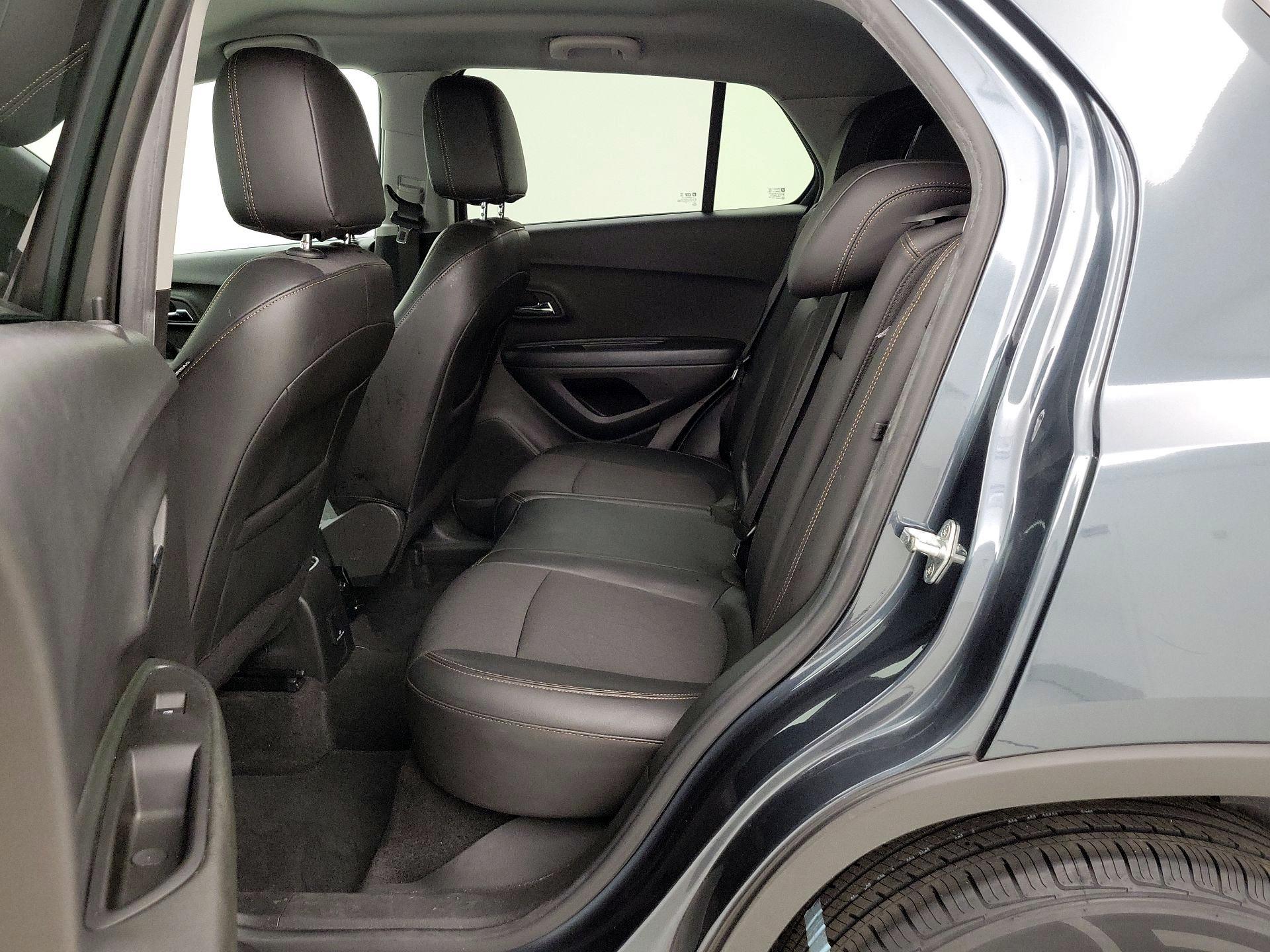 Thumbnail: 2022 Chevrolet Trax - 19