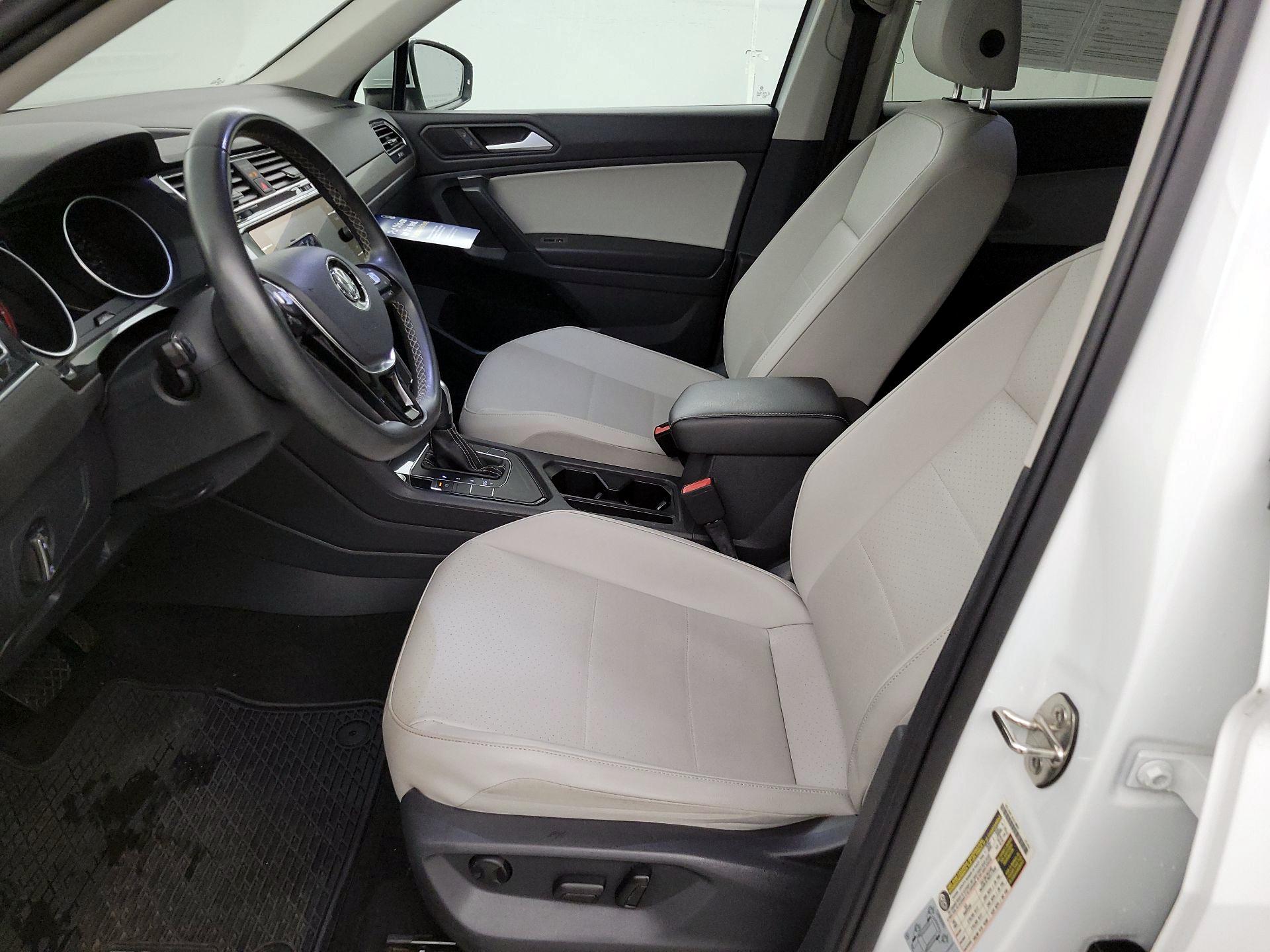 Thumbnail: 2021 Volkswagen Tiguan - 11