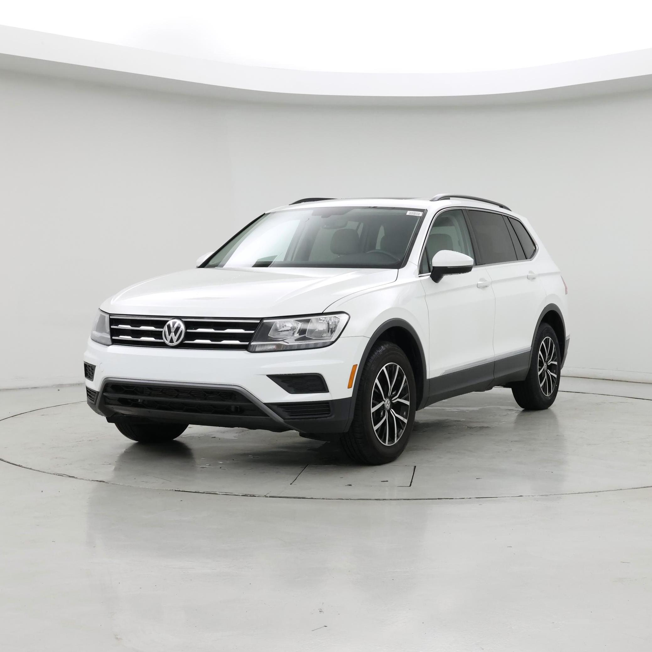 Thumbnail: 2021 Volkswagen Tiguan - 4