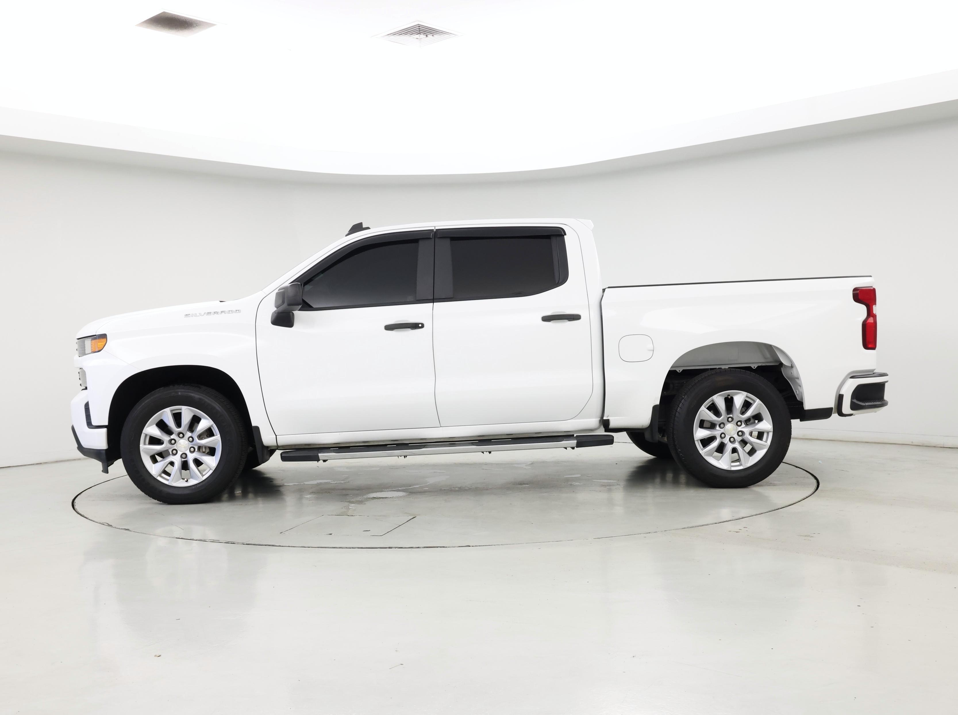 Thumbnail: 2019 Chevrolet Silverado 1500 - 3