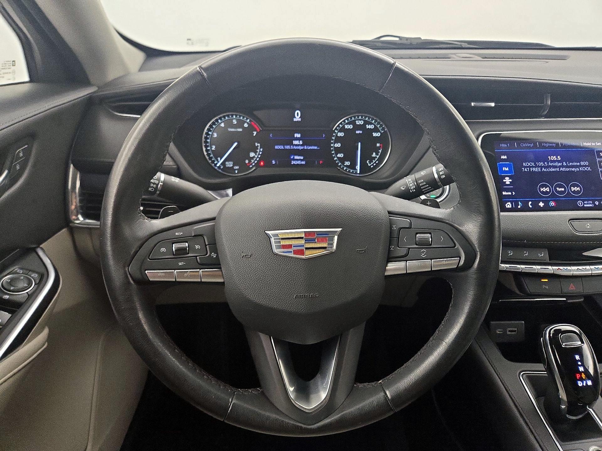 Thumbnail: 2023 Cadillac XT4 - 10