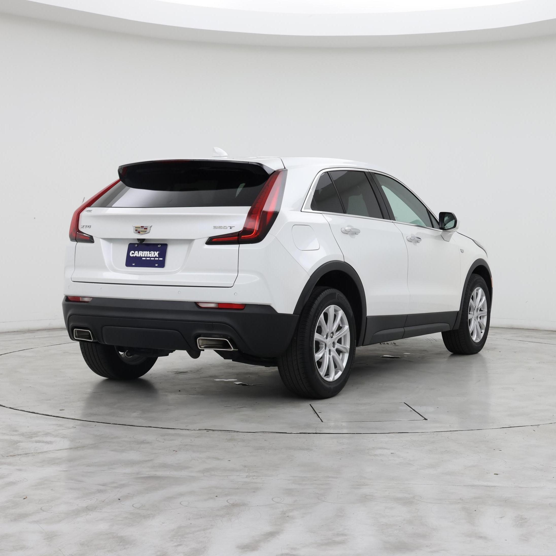 Thumbnail: 2023 Cadillac XT4 - 8