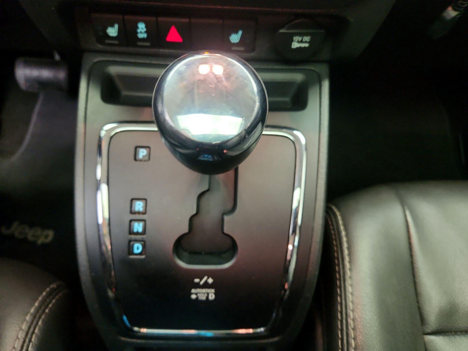 Thumbnail: 2016 Jeep Patriot - 15