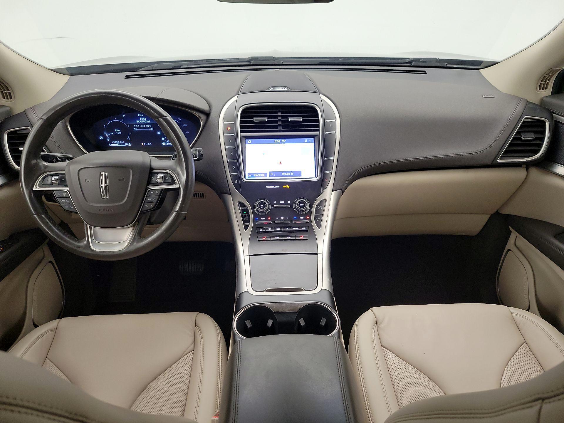 Thumbnail: 2020 Lincoln Nautilus - 9