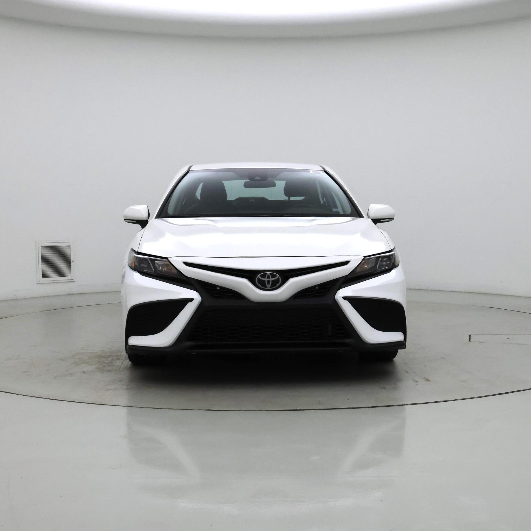 Thumbnail: 2023 Toyota Camry - 5