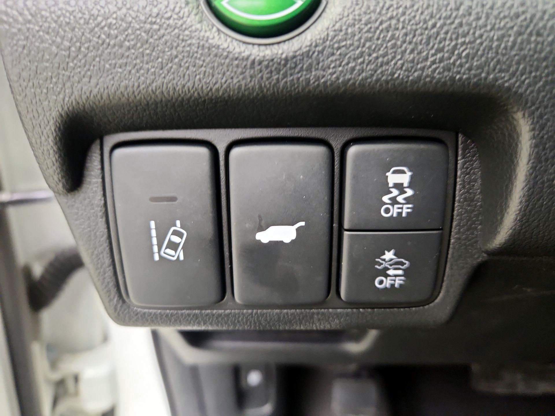 Thumbnail: 2016 Honda CR-V - 13