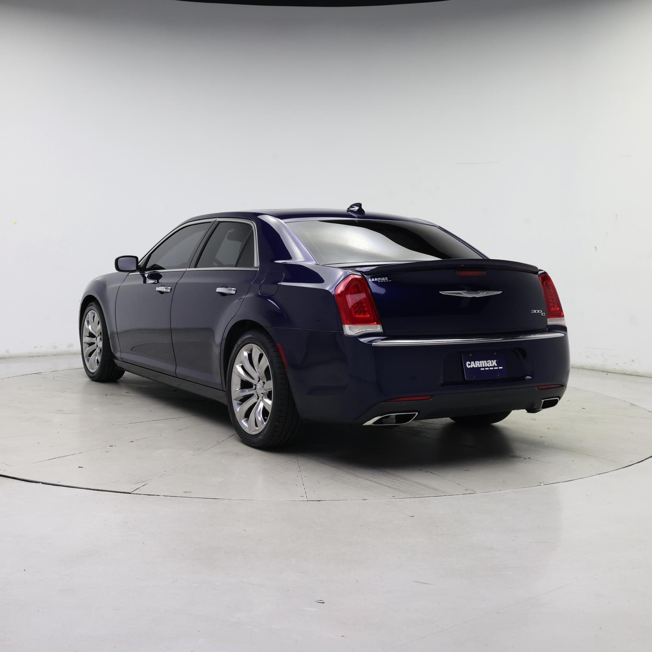 Thumbnail: 2017 Chrysler 300 - 2