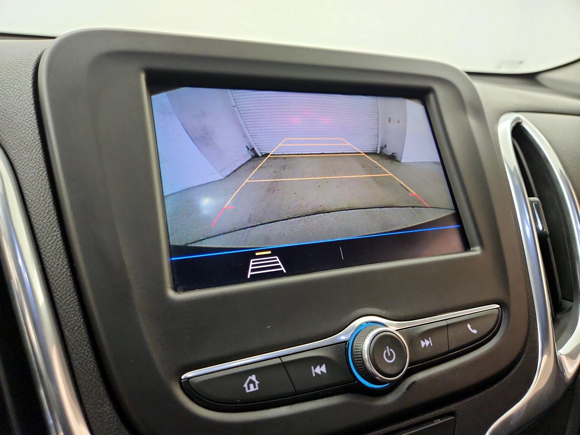 Thumbnail: 2020 Chevrolet Equinox - 14