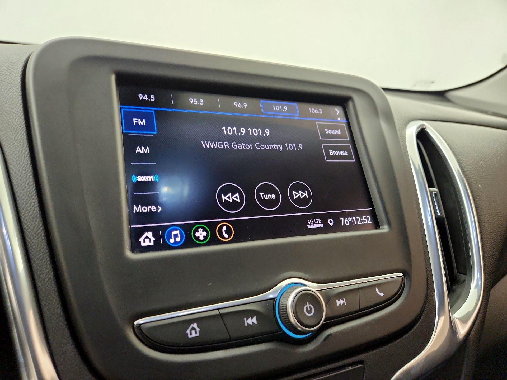 Thumbnail: 2020 Chevrolet Equinox - 15