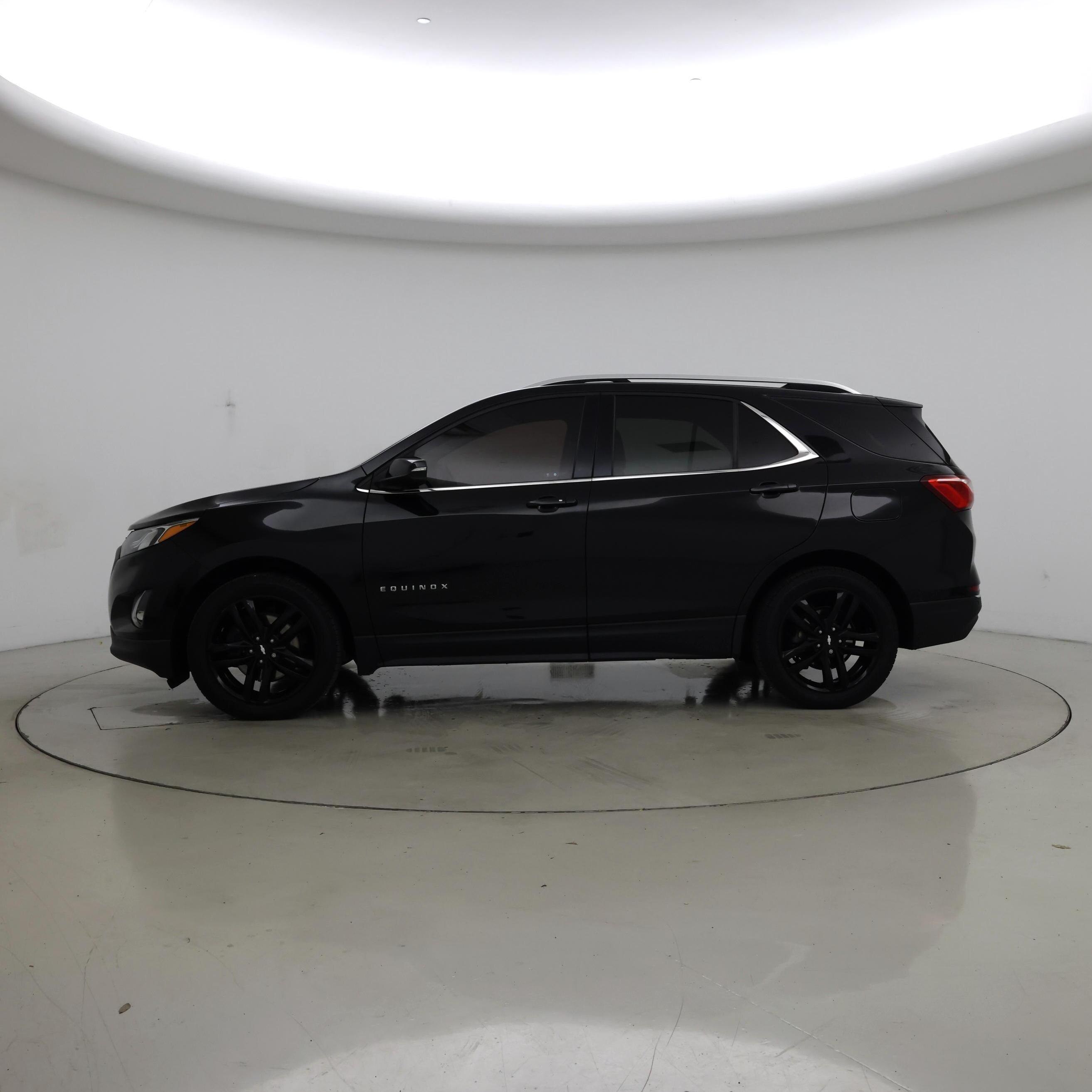 Thumbnail: 2020 Chevrolet Equinox - 3