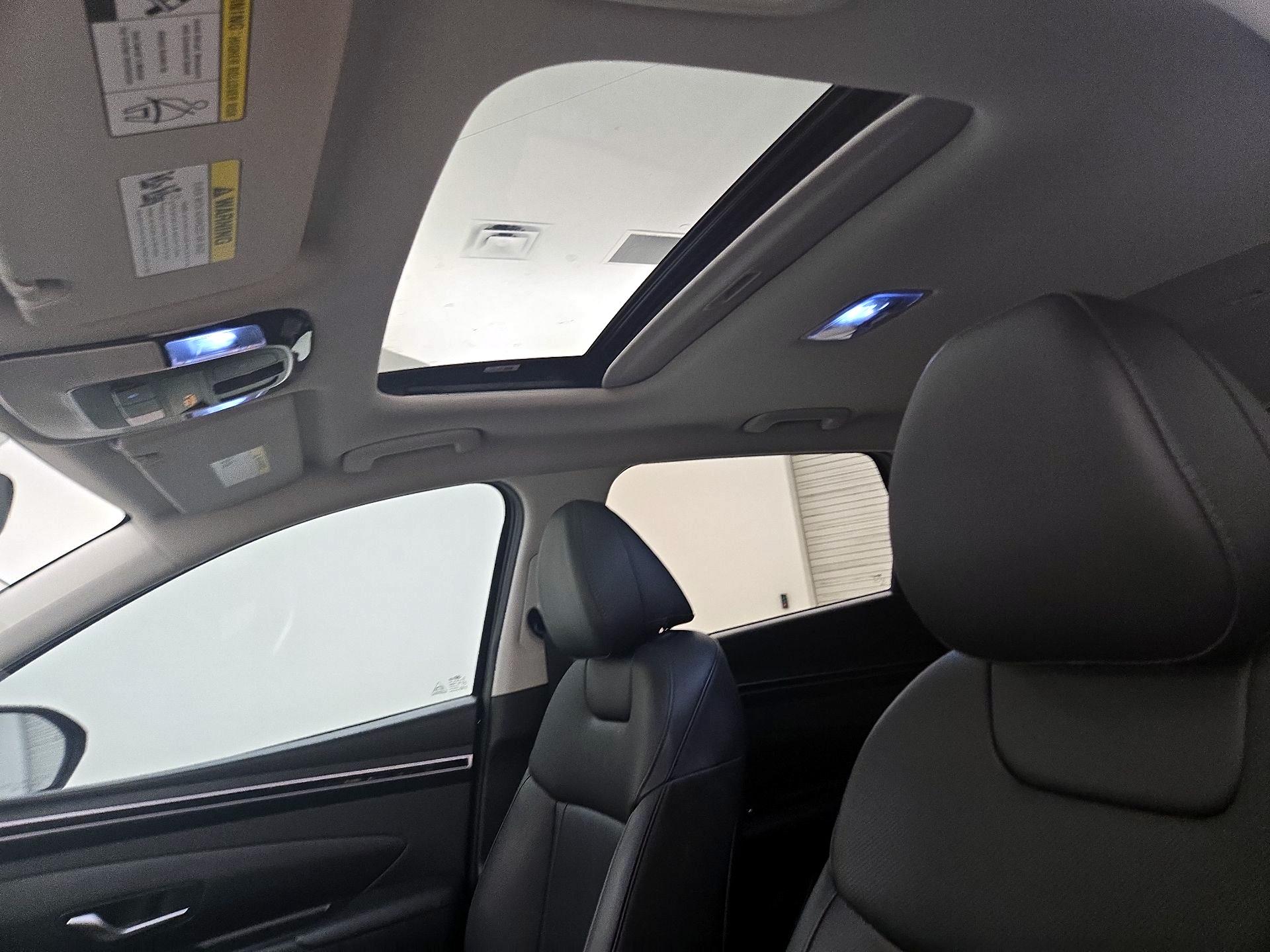 Thumbnail: 2023 Hyundai Tucson - 19