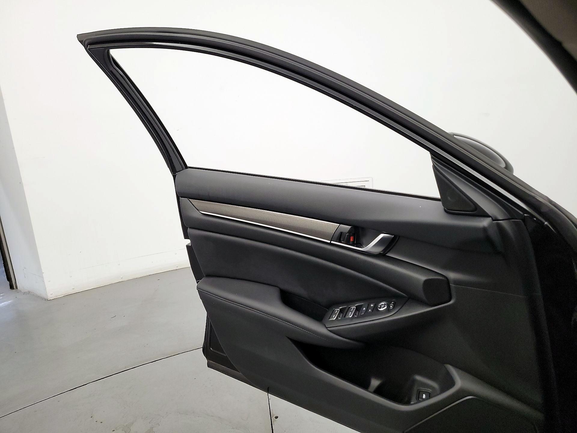 Thumbnail: 2021 Honda Accord - 12