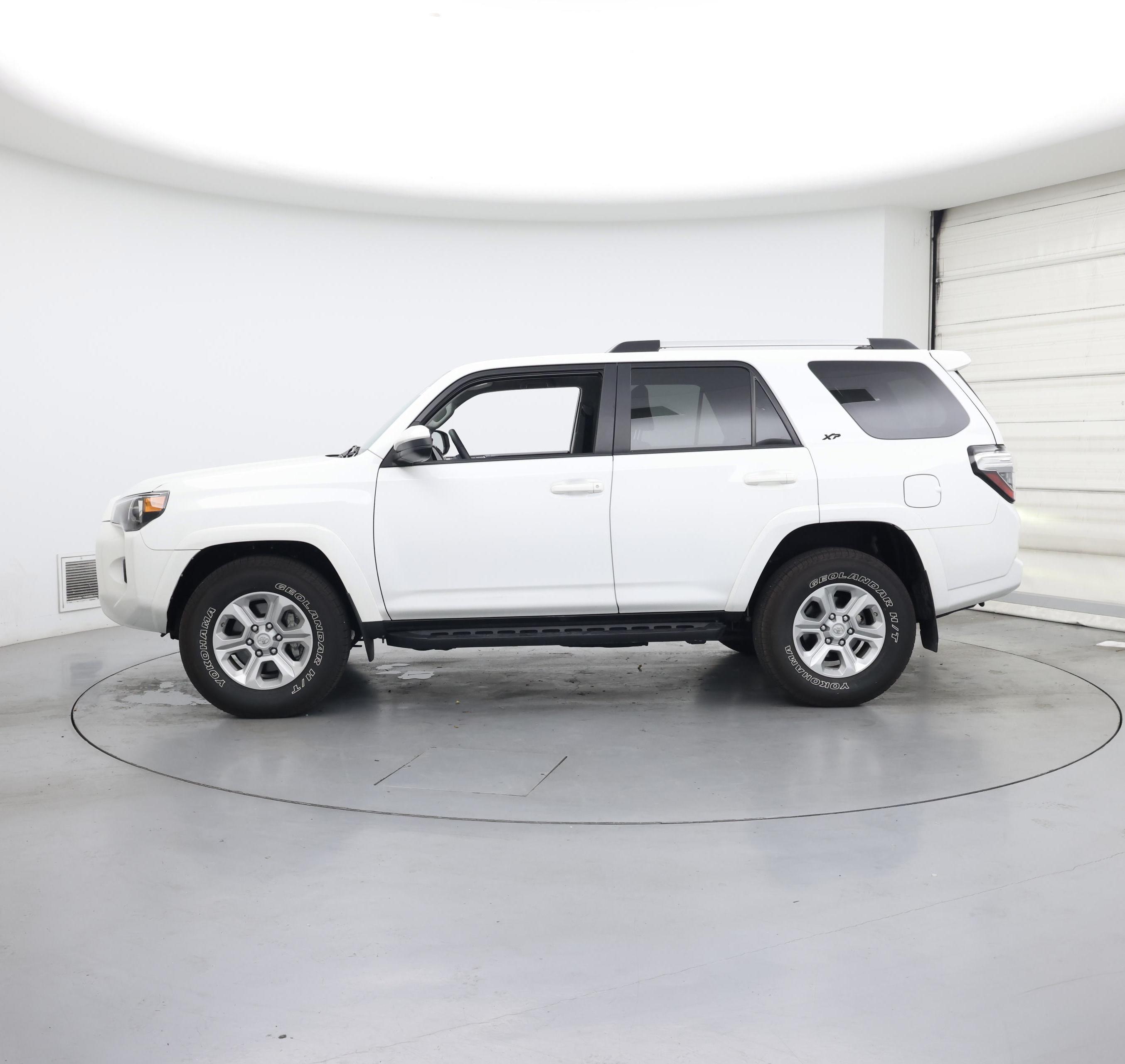 Thumbnail: 2024 Toyota 4Runner - 3