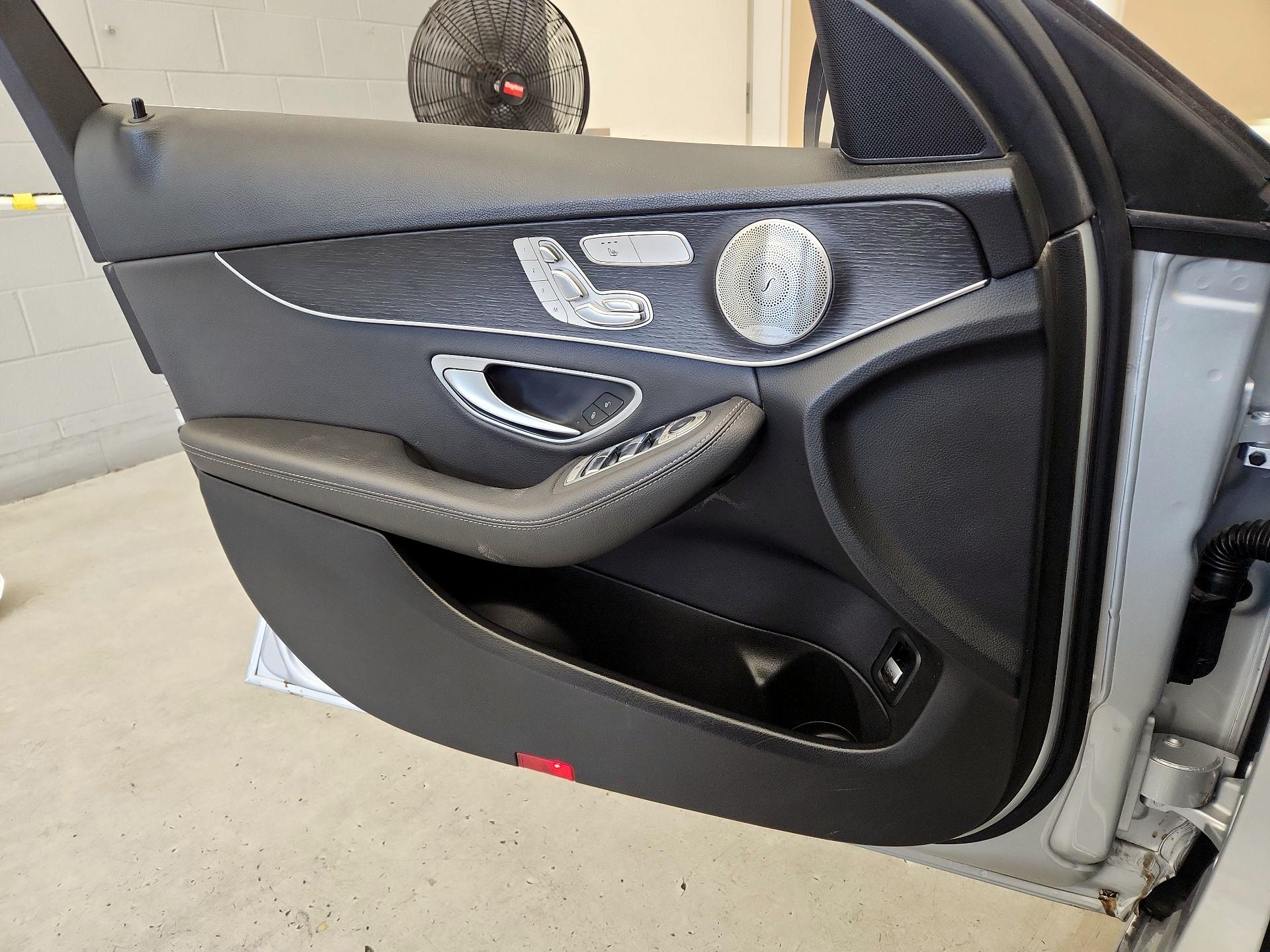 Thumbnail: 2020 Mercedes-Benz C-Class - 12