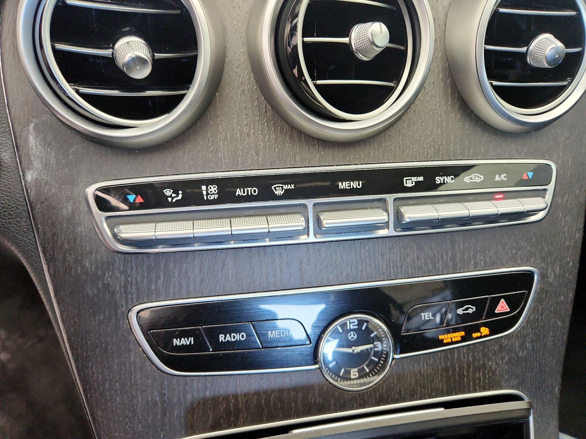 Thumbnail: 2020 Mercedes-Benz C-Class - 16