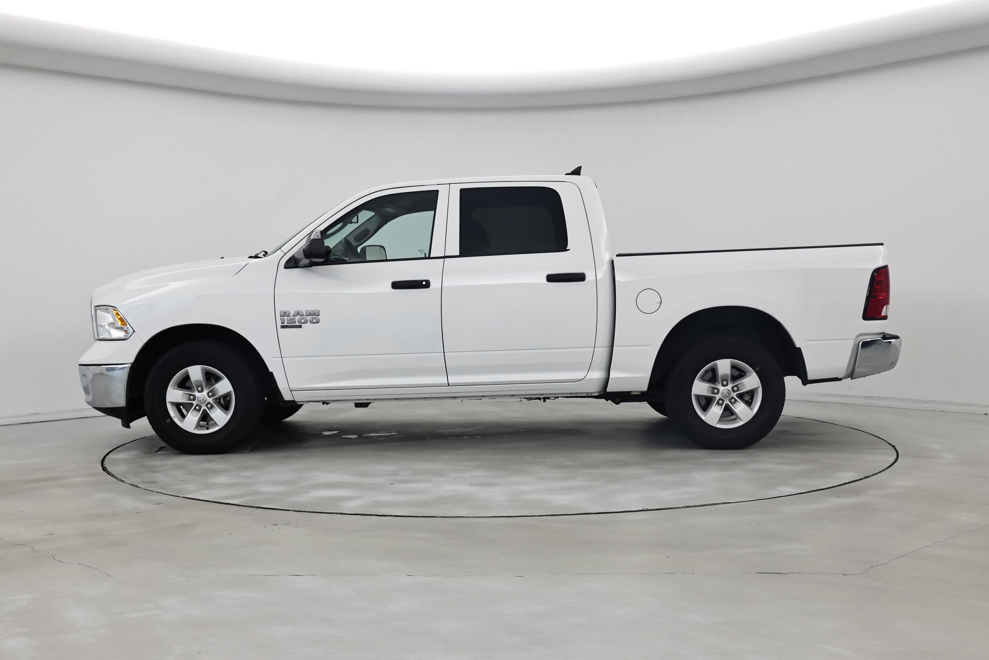Thumbnail: 2023 RAM 1500 Classic - 3