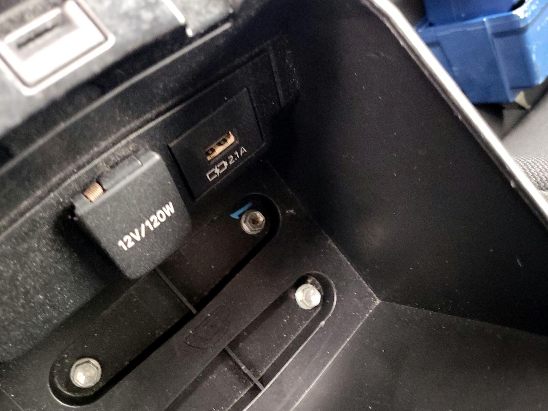 Thumbnail: 2021 Toyota Corolla - 18