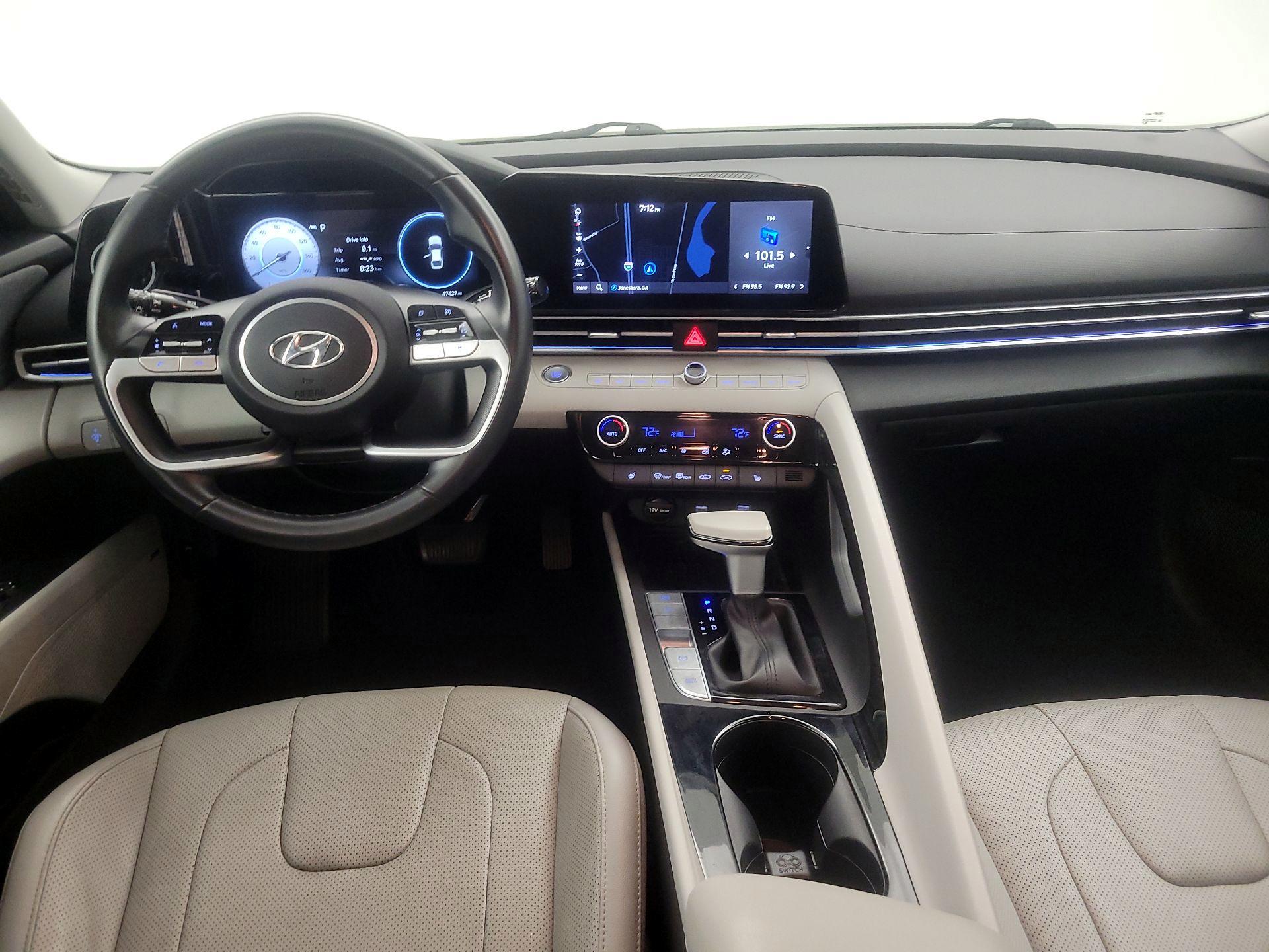 Thumbnail: 2023 Hyundai Elantra - 9