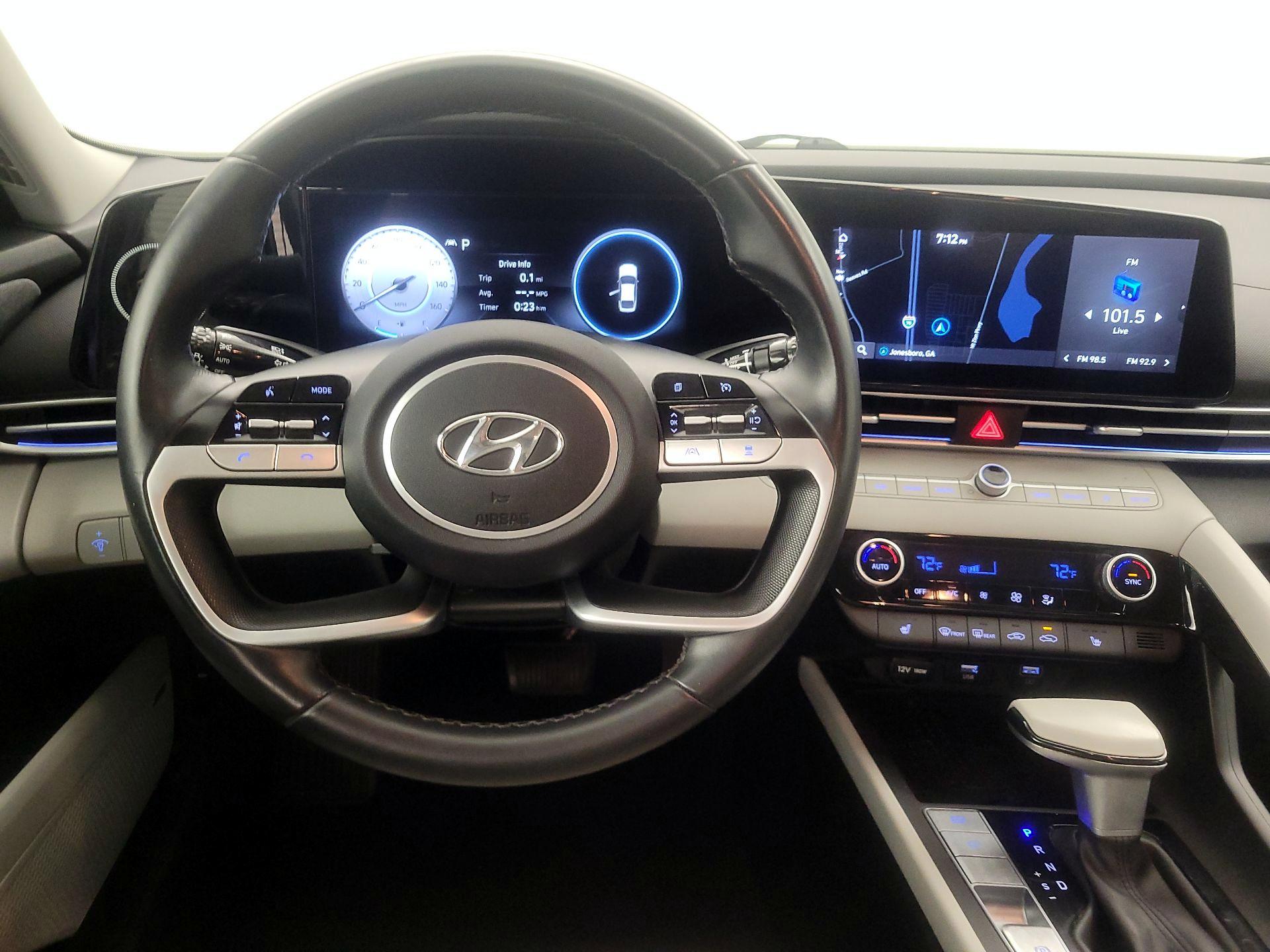 Thumbnail: 2023 Hyundai Elantra - 10