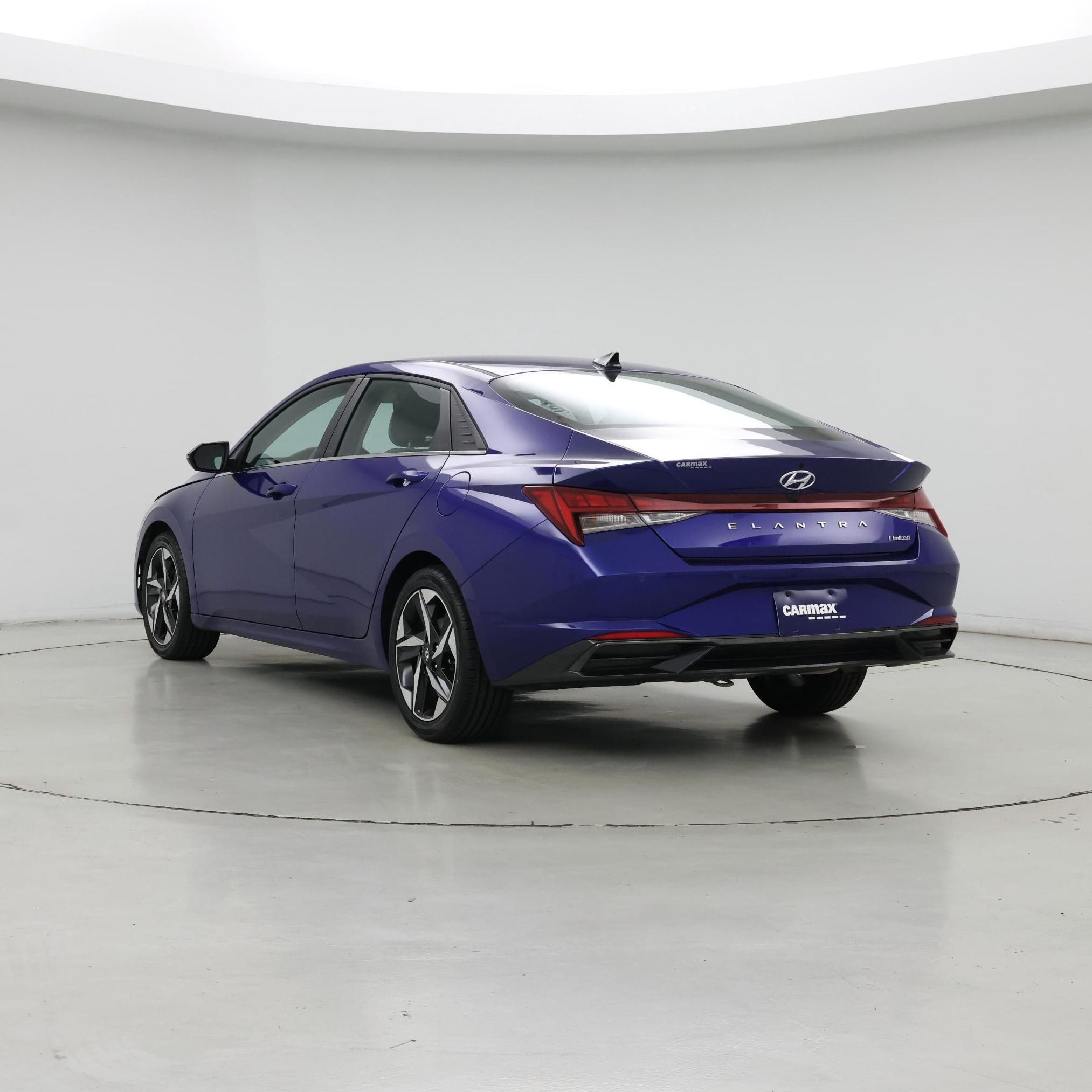 Thumbnail: 2023 Hyundai Elantra - 2