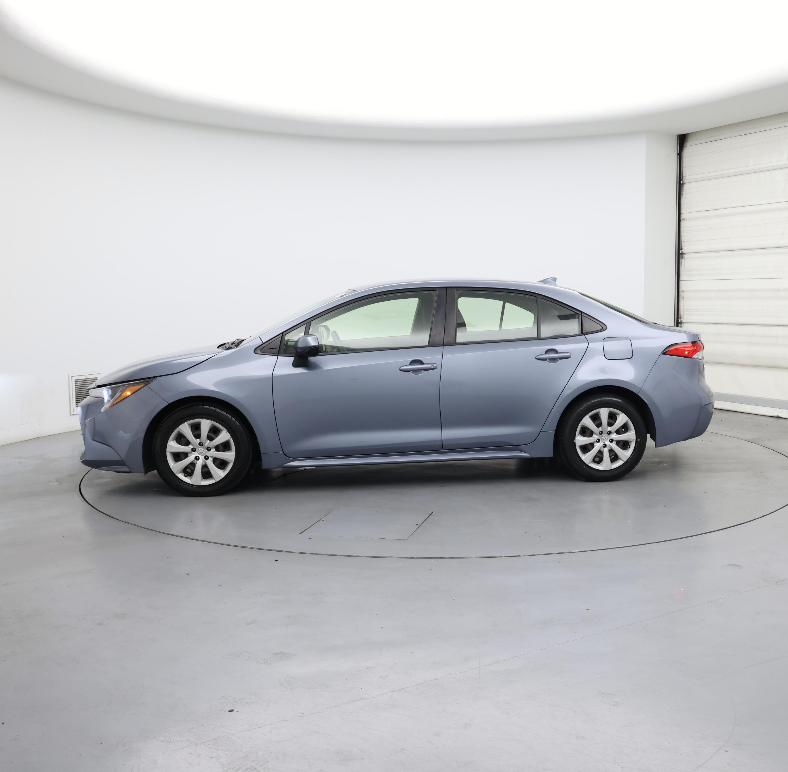 Thumbnail: 2021 Toyota Corolla - 3