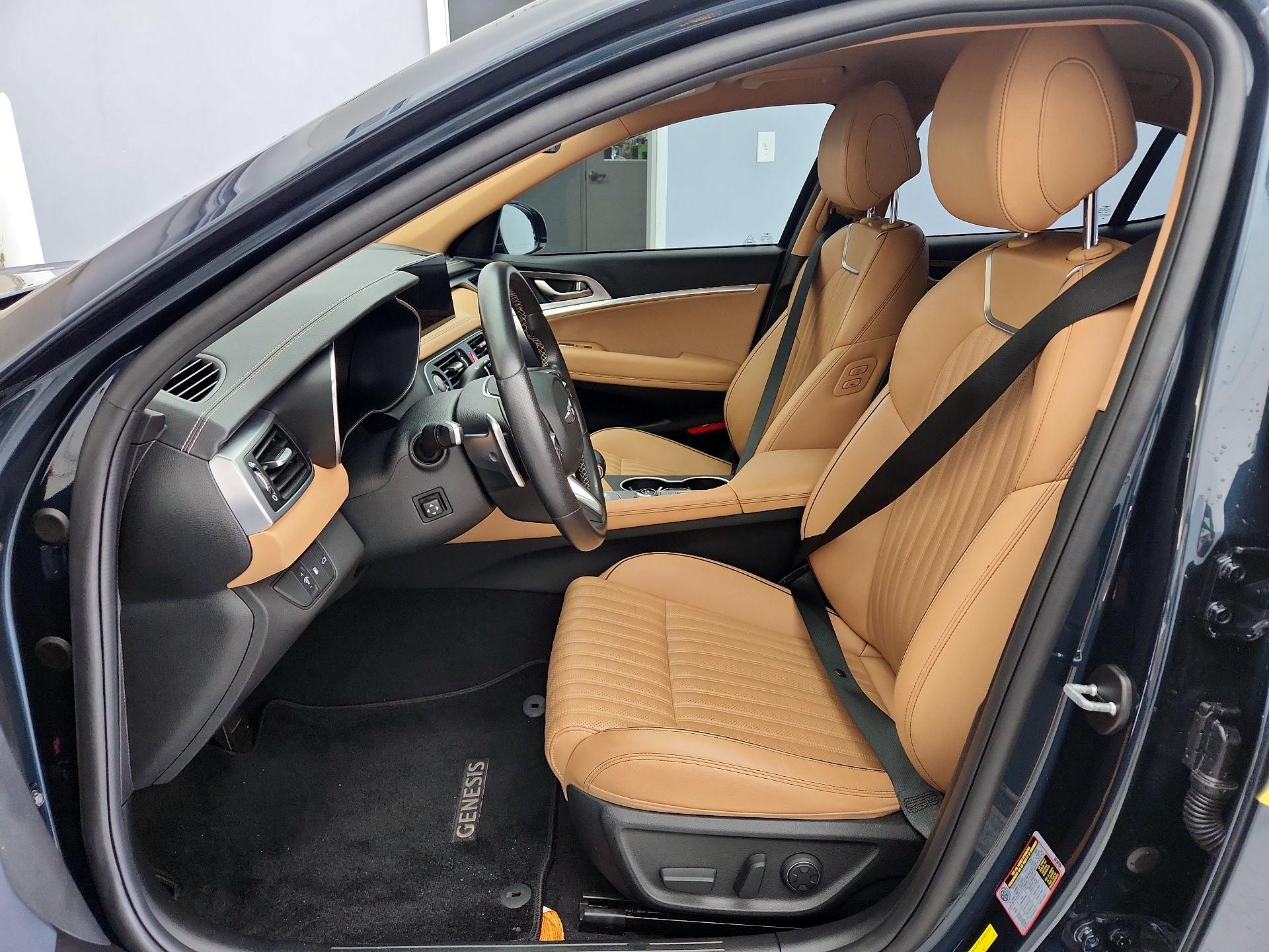 Thumbnail: 2022 Genesis G70 - 11